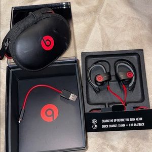 PowerBeats 2 Wireless Bluetooth Earbuds